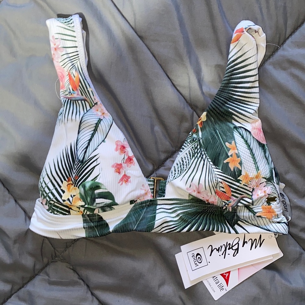 NWT Ripcurl Bikini Top